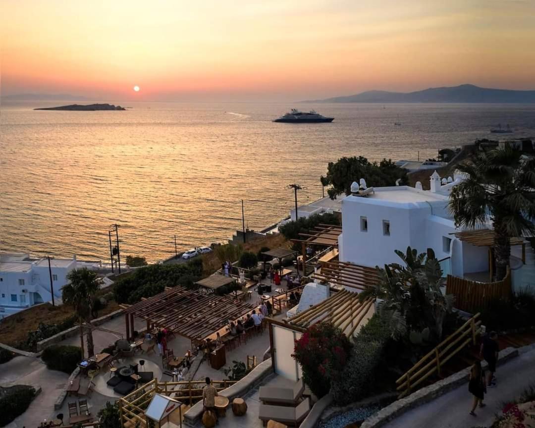 Legacy Suites Mykonos Town Exterior photo